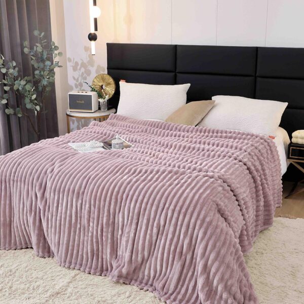 Patura Cocolino cu Dungi ,Pat 2 Persoane, 200x230 cm  - Lila