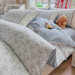 Lenjerie pat dublu  - bumbac 100 % , 4 piese, Cearceaf cu elastic , Gri, Floral, cu Dantela - imagine 3