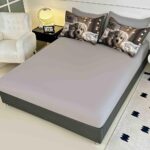 Lenjerie de pat dublu , Tesatura tip Finet,  6 piese , Imprimeu 5D Gri cu Cățeluș și Pisicuță - imagine 2