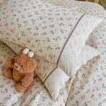 Lenjerie pat dublu  - bumbac 100 % , 4 piese, Cearceaf cu elastic , Crem cu Imprimeu Floral  si Dantela - imagine 5
