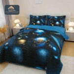 Cuvertură Crăciun 5D, 220x240 cm, Set 3 Piese -Bleumarin cu Globuri Albastre și Aurii