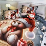 Lenjerie de Pat Dublu Crăciun 5D cu Ursuleț și Căciulă de Moș Crăciun - imagine 2