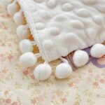 Păturică copii din bumbac 100% și Minky 3D, 100 x 150 cm  – Bej deschis, model cu Elefănței - imagine 3