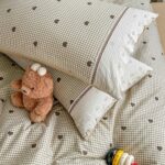 Lenjerie pat dublu  - bumbac 100 % , 4 piese, Cearceaf cu elastic , Bej cu Inimioare si Dantela - imagine 5