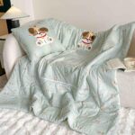 Pilotă pentru copii și bebeluși 2 în 1, 100% Bumbac, Transformabilă în Pernă – 100 x 145 cm,  model cu Cățeluș, Verde Mentă - imagine 3