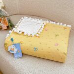 Păturică copii din bumbac 100% și Minky 3D, 100 x 150 cm  – Galben, model cu Căluți Balansoar - imagine 5