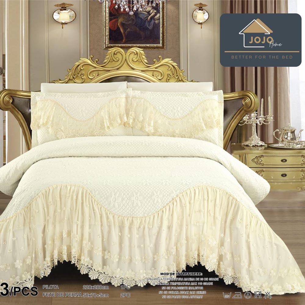 CVP2JH-005.jpg Set Cuvertura de Pat cu Volanas, Uni, Pat 2 Persoane si 2 Fete de Perna , Bumbac Finet, Crem, CPV2JH-005 - imagine 1