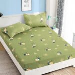 Set husa pentru pat 90*200 cm confectionata din bumbac finet cu imprimeu + 2 fete de perna HP1JH-003