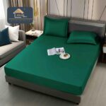 Husă pat impermeabilă cu elastic 160×200 + 2 fețe pernă JOHI16009