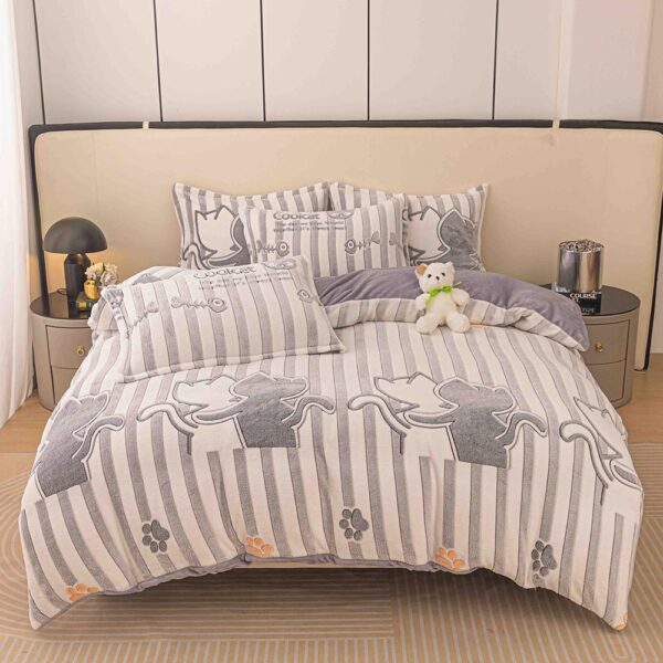 Set lenjerie cocolino pufoasa, cu elastic, pat 2 persoane, 4 piese