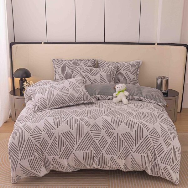 Set lenjerie cocolino pufoasa, cu elastic, pat 2 persoane, 4 piese