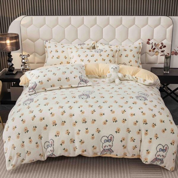 Set lenjerie cocolino pufoasa, cu elastic, pat 2 persoane, 4 piese