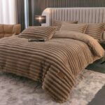 Set lenjerie cocolino pufoasa, model dungi groase, cu elastic, pat 2 persoane, 4 piese