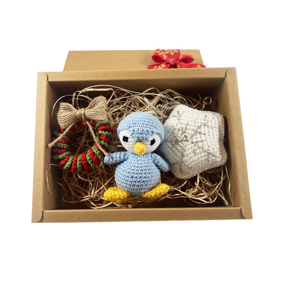 Set-1.jpg Decoratiuni Brad Craciun- Crosetate, Handmade, Set 1 - imagine 1
