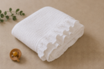 Păturică Albă Premium din Muselină 4 Straturi cu Volănaș – 100×100 cm - imagine 4